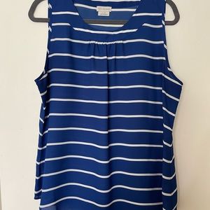 Super flattering blouse perfect for work!